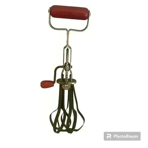 Antique Manual Hand Mixer Egg Beater Cake Mixer Farmhouse Decor Prairie Cottage - Picture 1 of 8